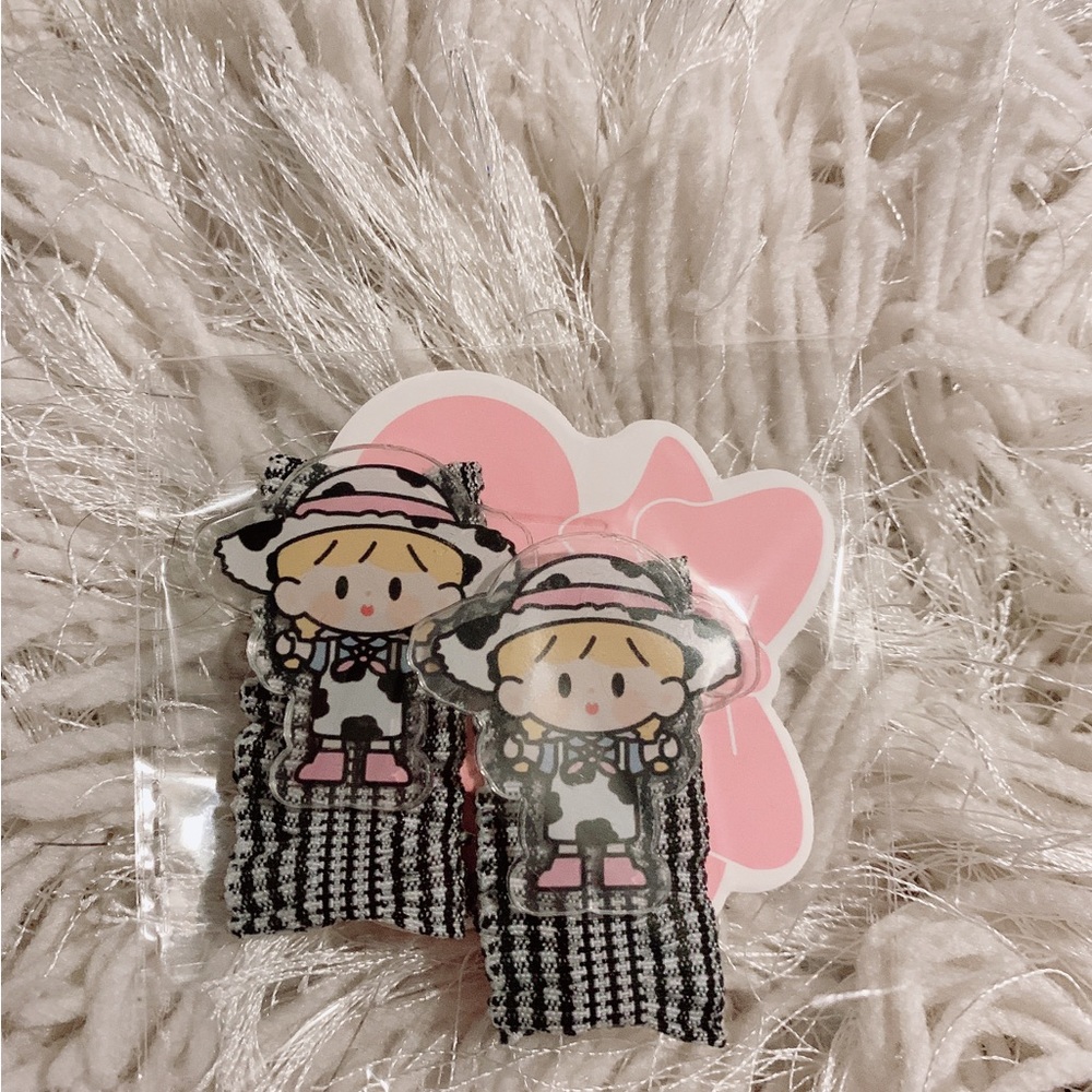 Cow girl hair clips